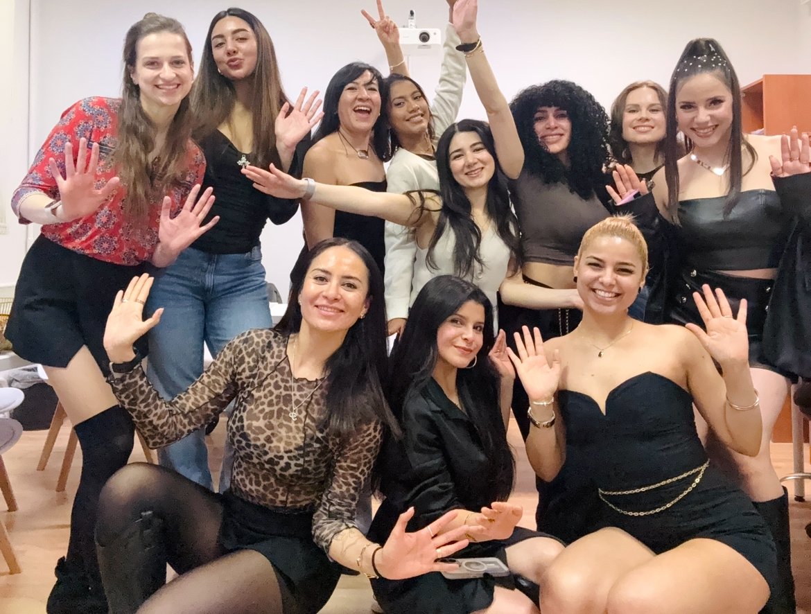 LatinasLT anniversary